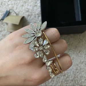 Burberry daisy crystal doublering NWT